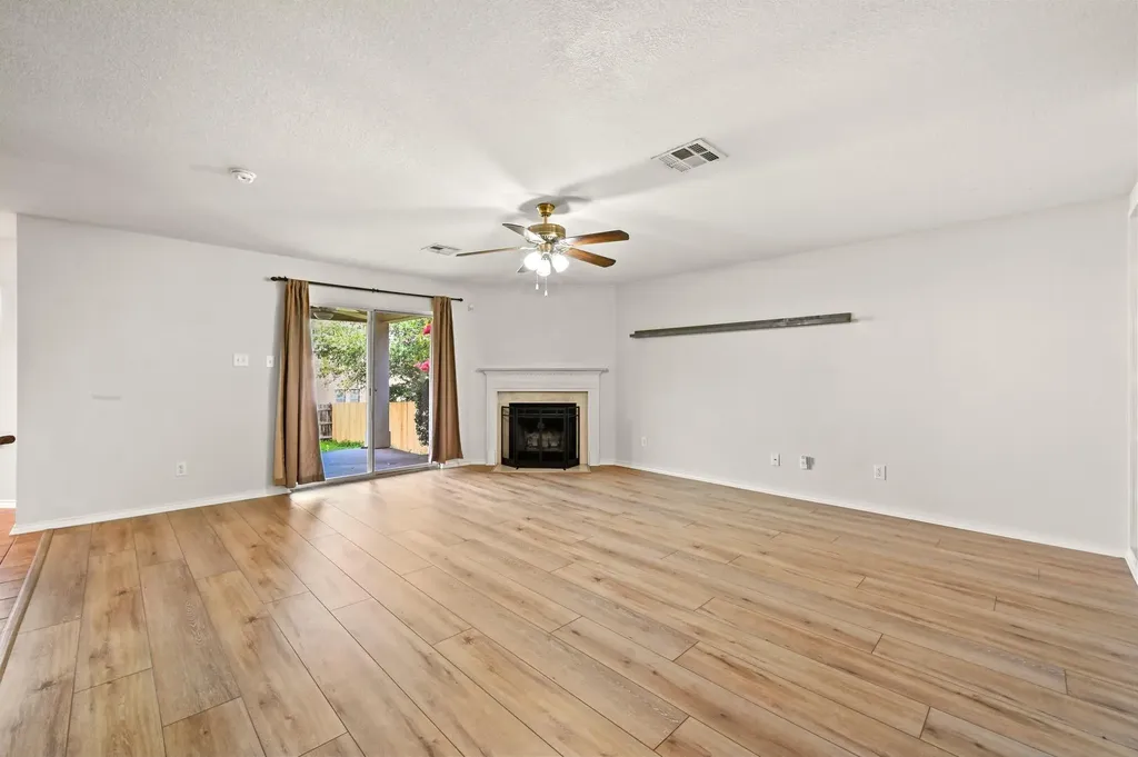 11140 Currin Lane Austin TX 78748