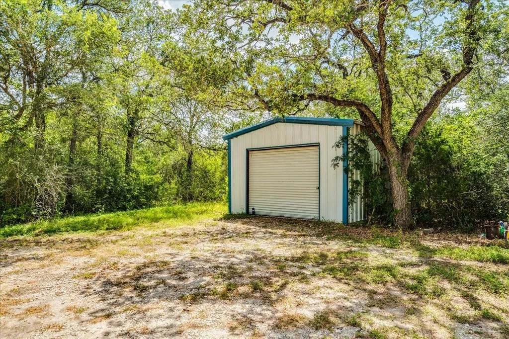 19106 Eyerley Road Manor TX 78653