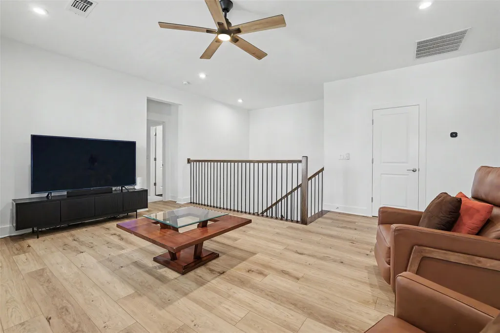 316 Valletta Way Liberty Hill TX 78642