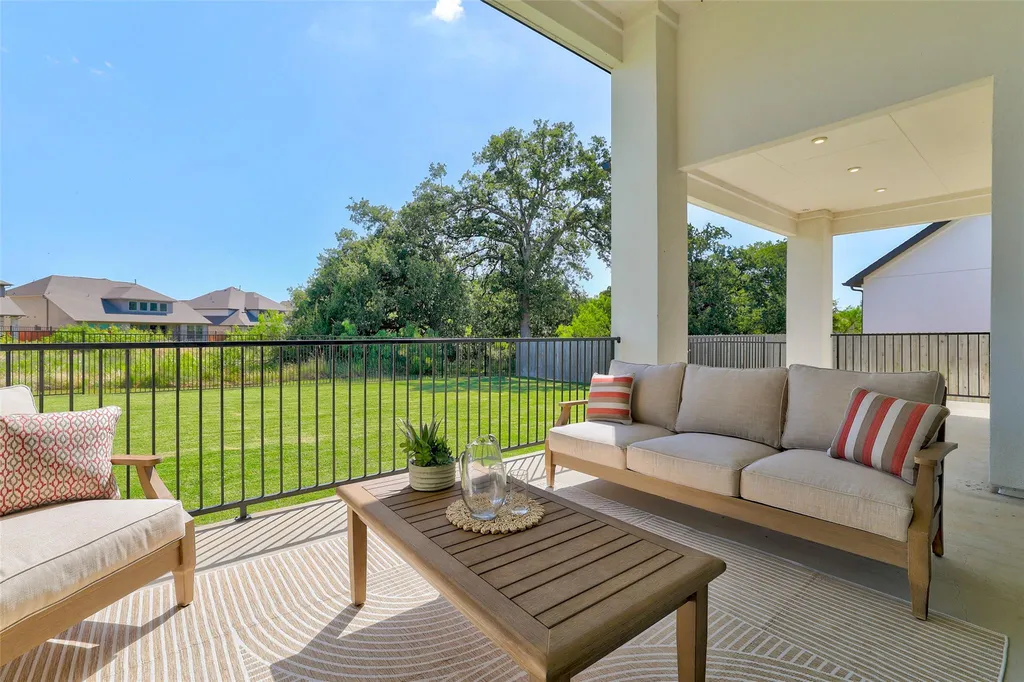 316 Valletta Way Liberty Hill TX 78642