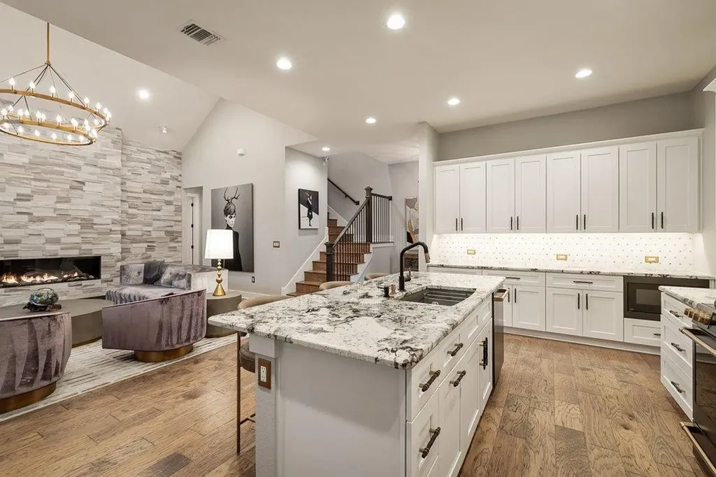 3018 Sunridge Drive Austin TX 78741