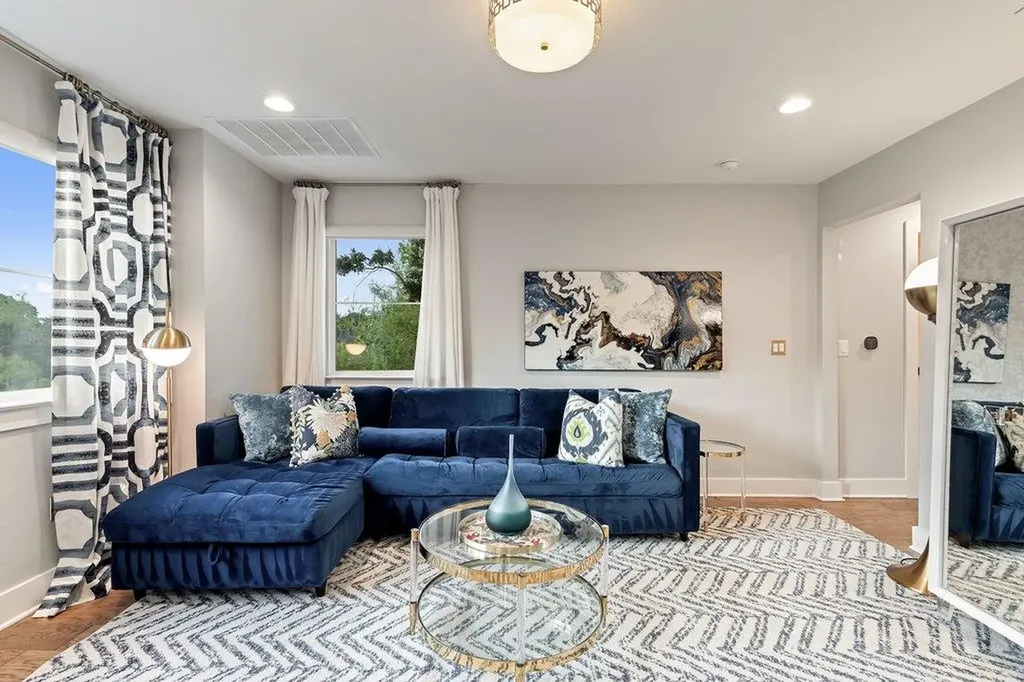 3018 Sunridge Drive Austin TX 78741