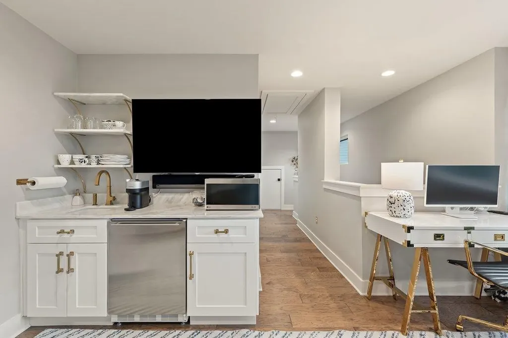 3018 Sunridge Drive Austin TX 78741