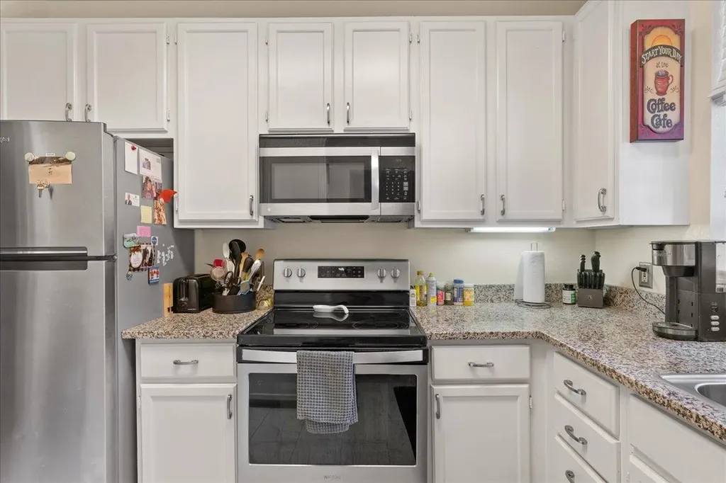 1741 Spyglass Drive Austin TX 78746