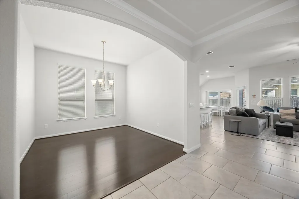 606 Linares Lane Austin TX 78748