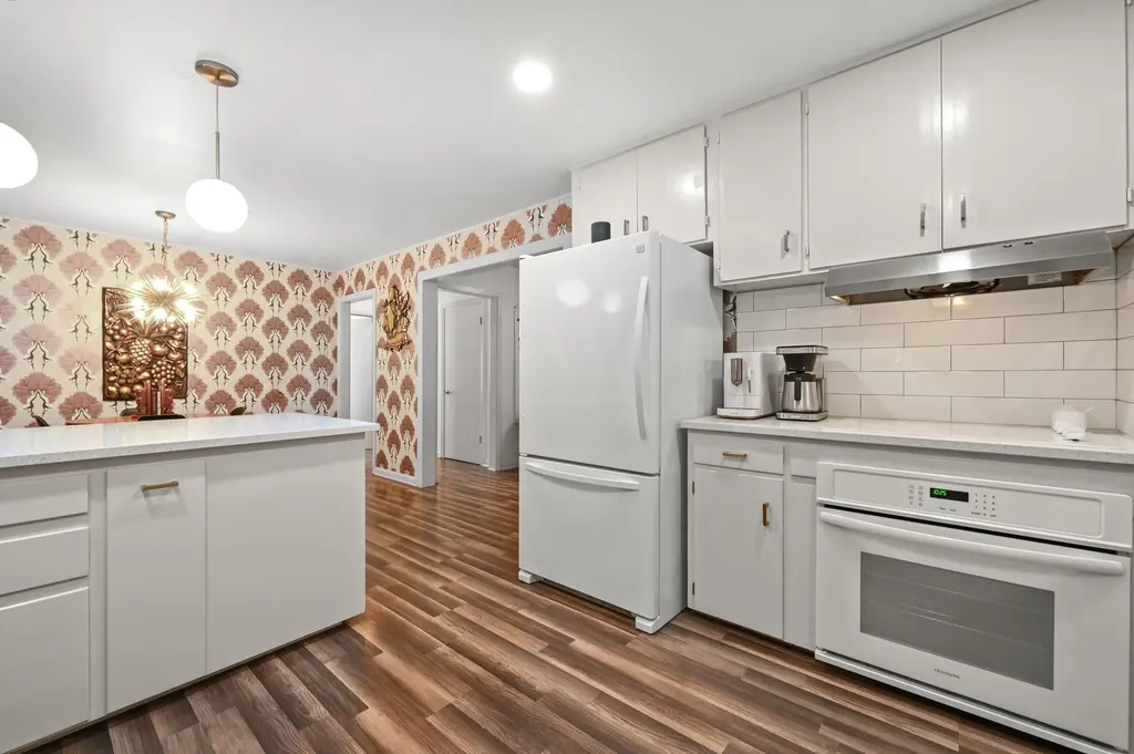 807 Campbell Street Lockhart TX 78644