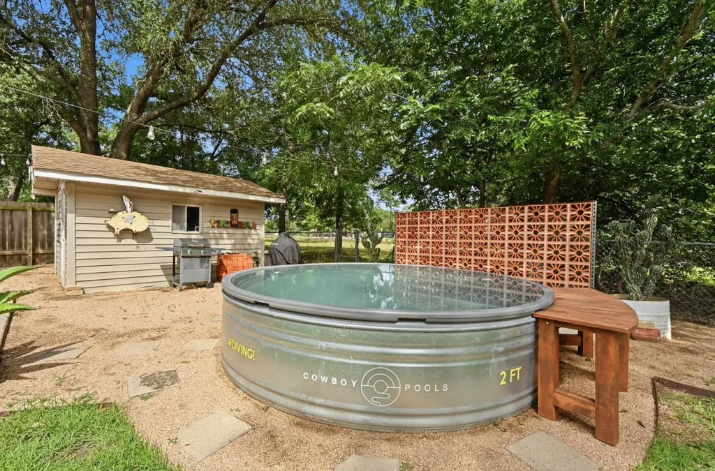 807 Campbell Street Lockhart TX 78644