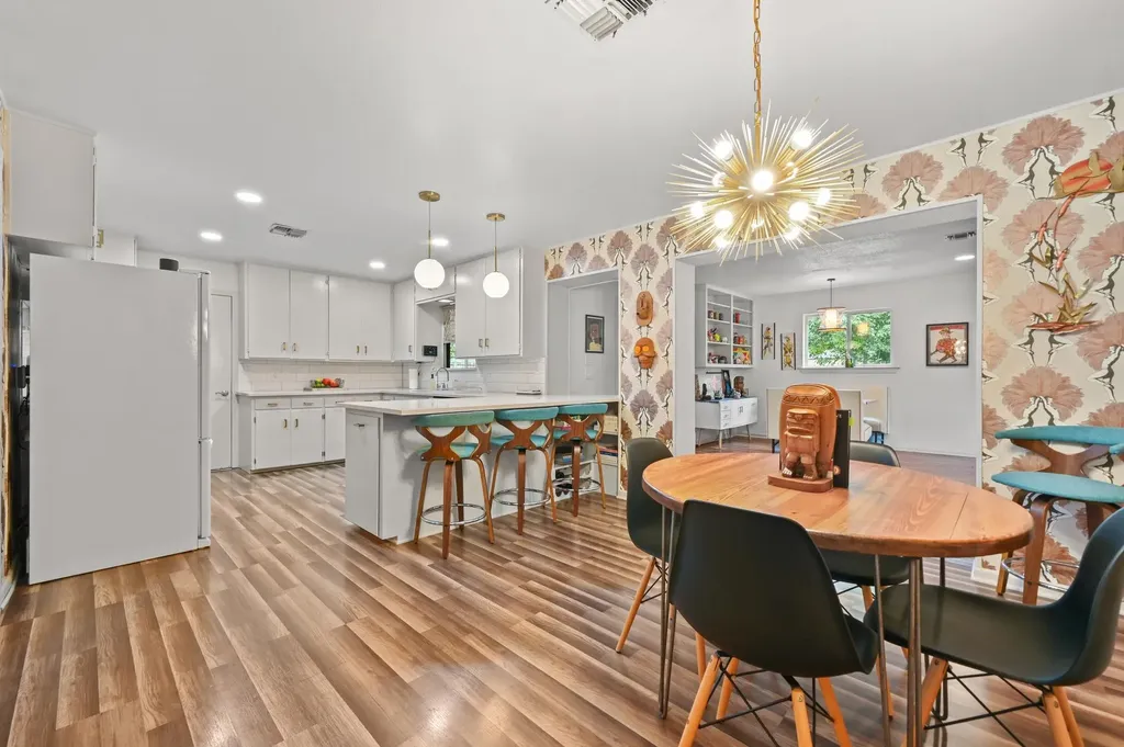 807 Campbell Street Lockhart TX 78644