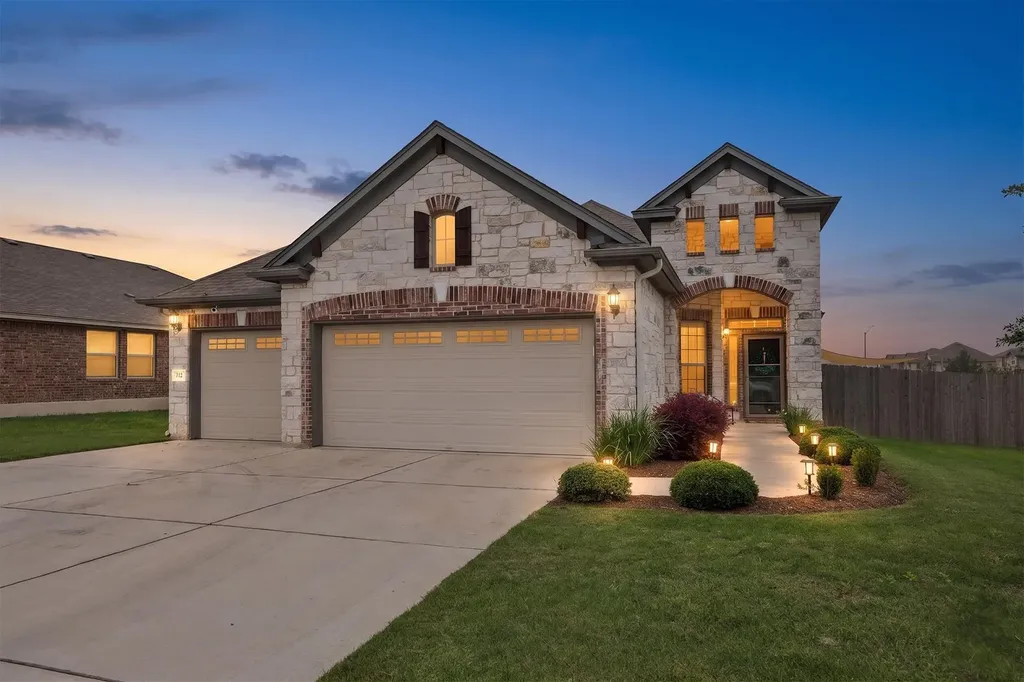 732 Manzano Lane Pflugerville TX 78660