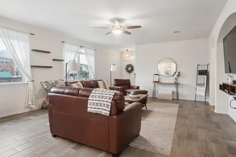 732 Manzano Lane Pflugerville TX 78660