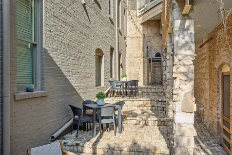 702 San Antonio Street Austin TX 78701