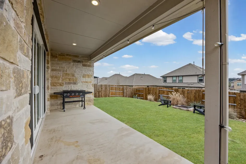 2408 Bravo Pass Leander TX 78641