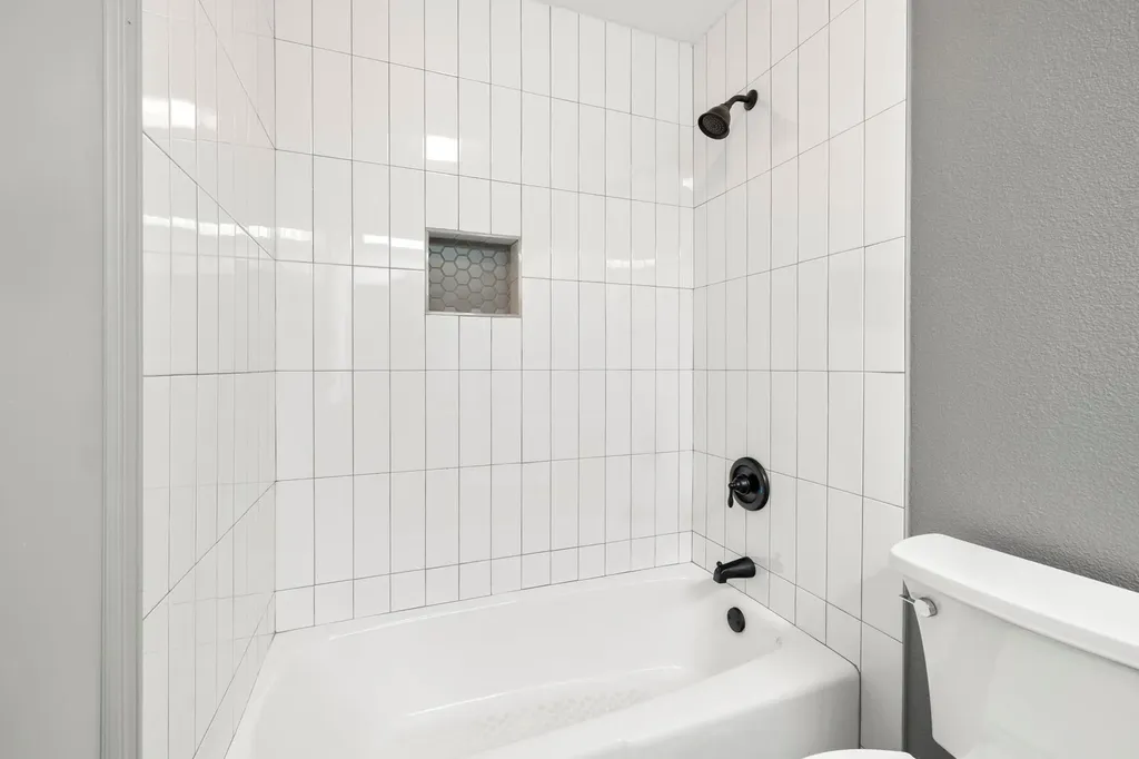 28 Oaks Place Lago Vista TX 78645