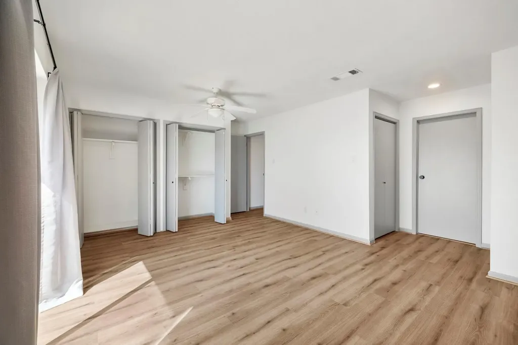 28 Oaks Place Lago Vista TX 78645