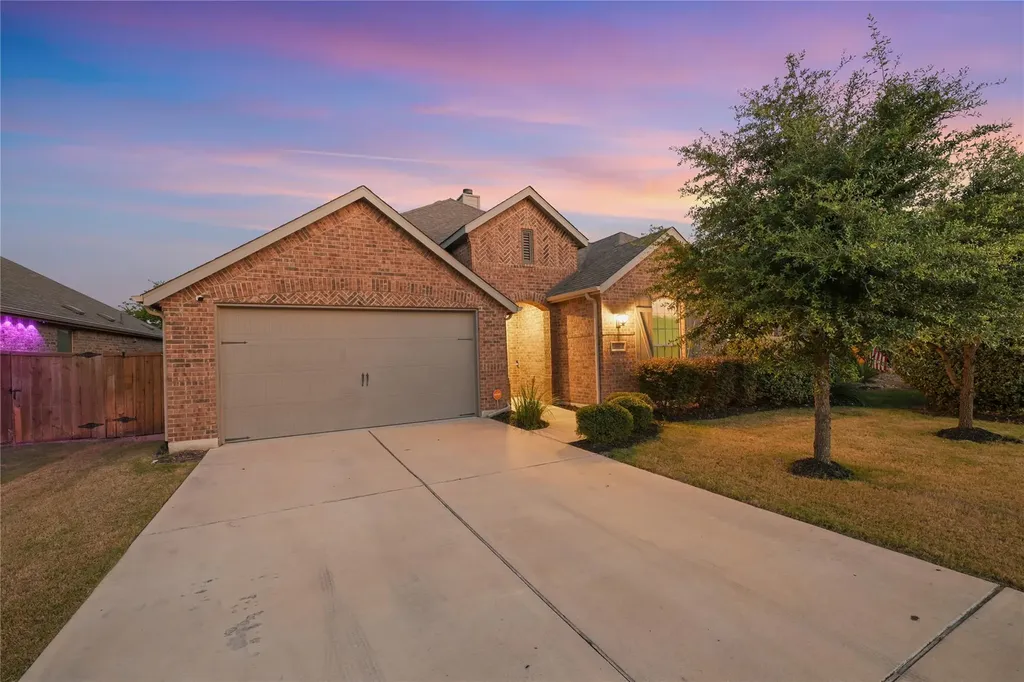 188 Nautical Loop Kyle TX 78640