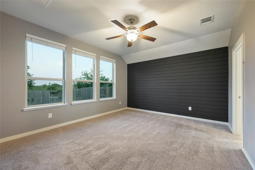 188 Nautical Loop Kyle TX 78640