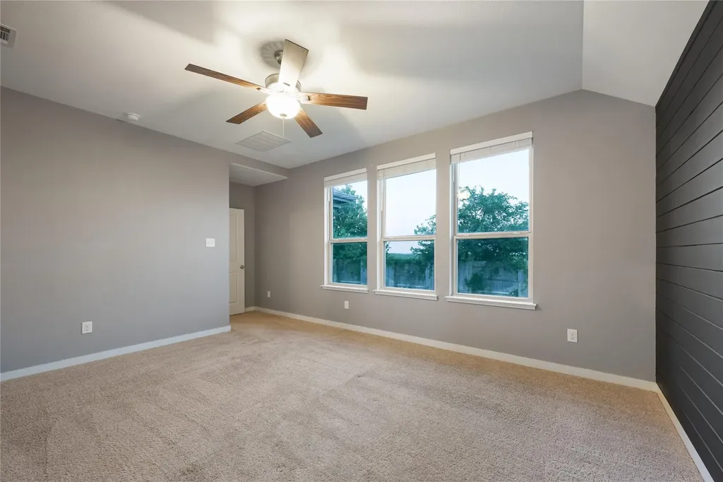 188 Nautical Loop Kyle TX 78640