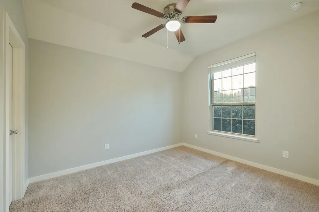188 Nautical Loop Kyle TX 78640