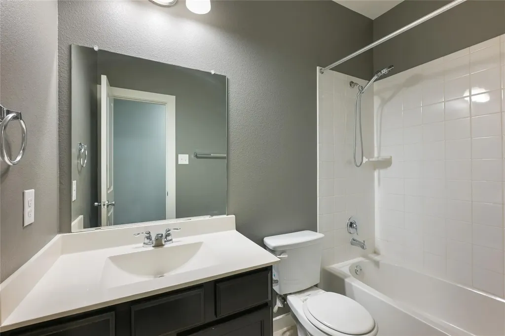 188 Nautical Loop Kyle TX 78640