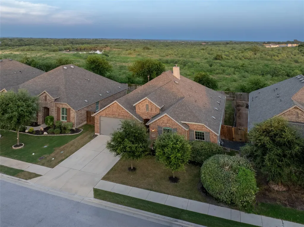 188 Nautical Loop Kyle TX 78640