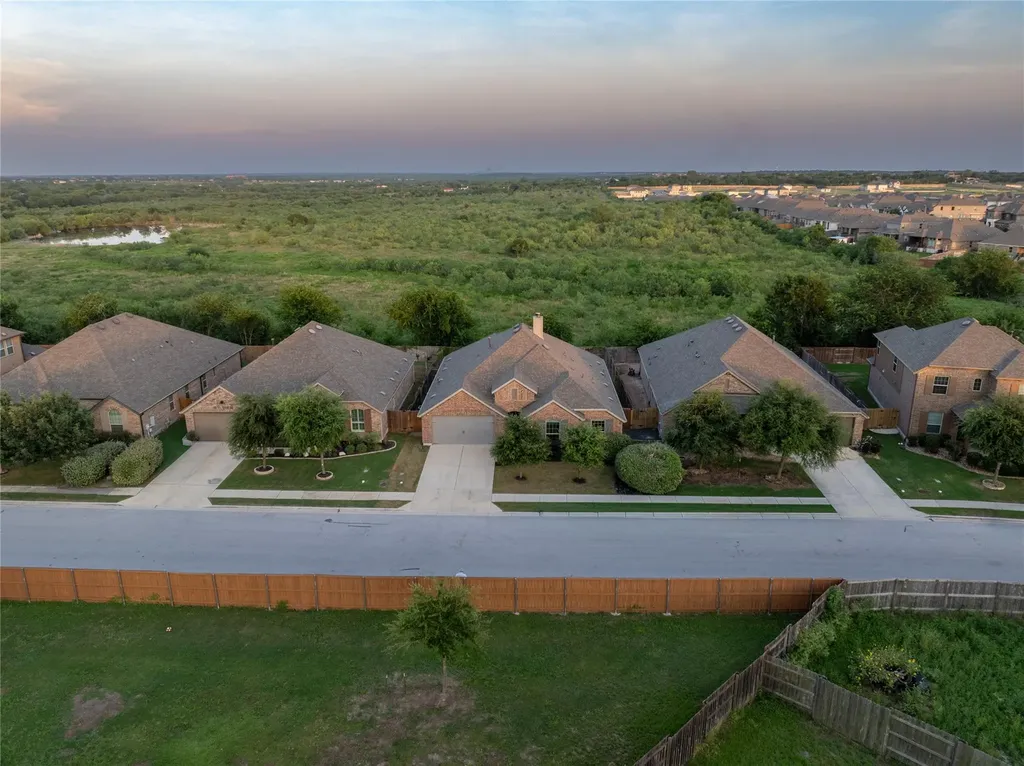 188 Nautical Loop Kyle TX 78640