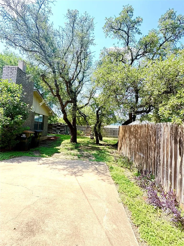 1212 Leander Road Georgetown TX 78628