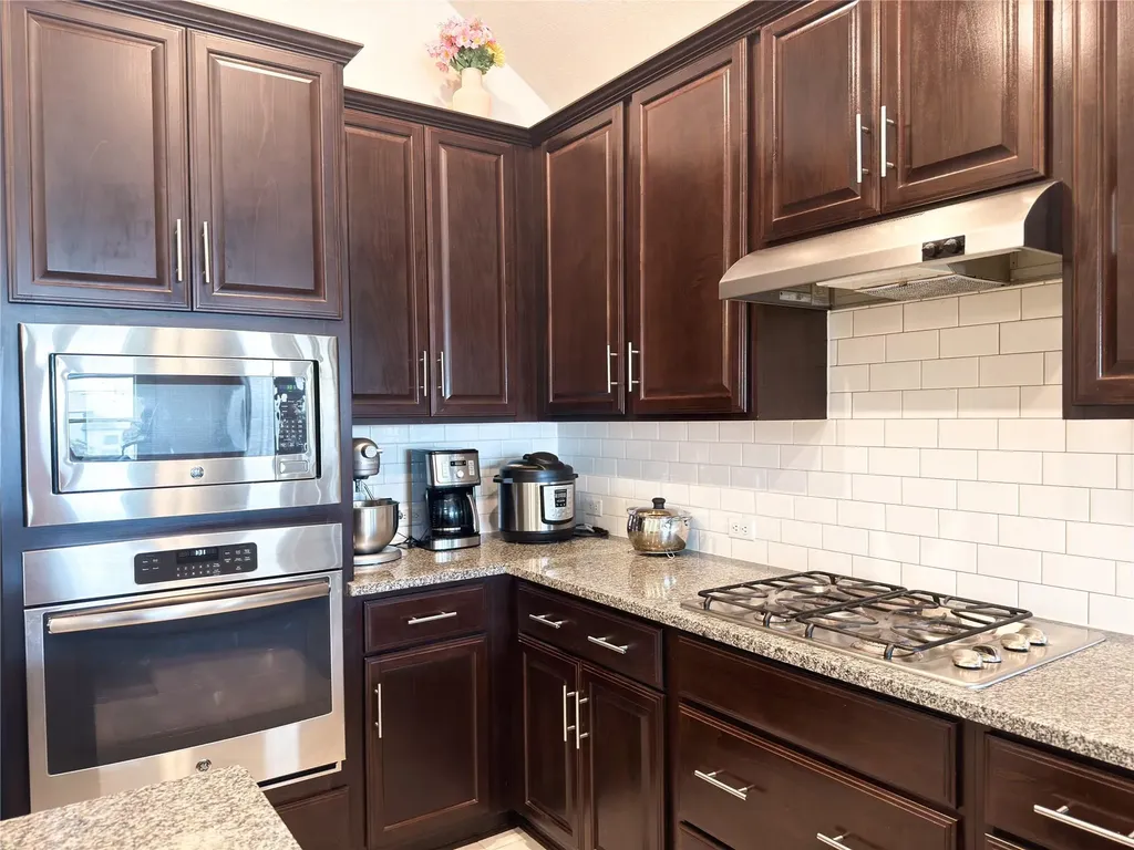 2743 Enza Court Round Rock TX 78665