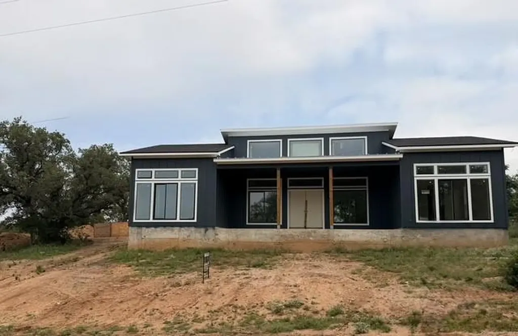 214 W Bluebriar Drive Granite Shoals TX 78654