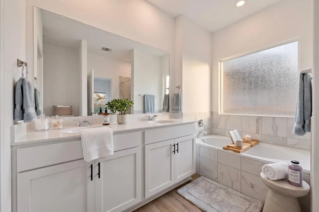 941 Legends Lane Georgetown TX 78628