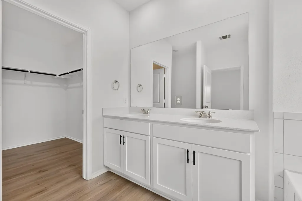 941 Legends Lane Georgetown TX 78628