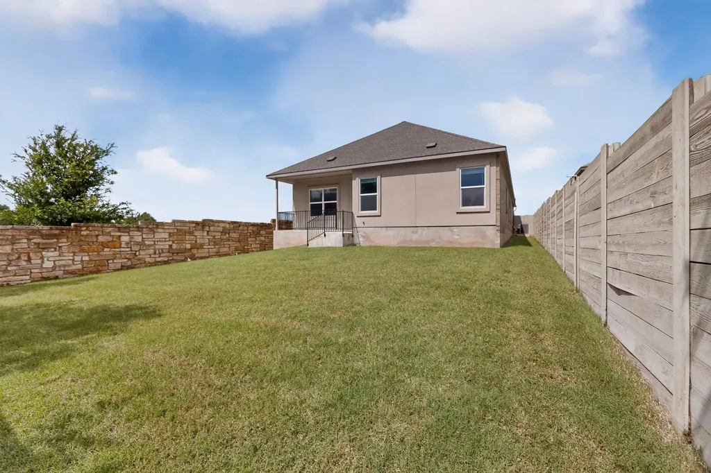 941 Legends Lane Georgetown TX 78628