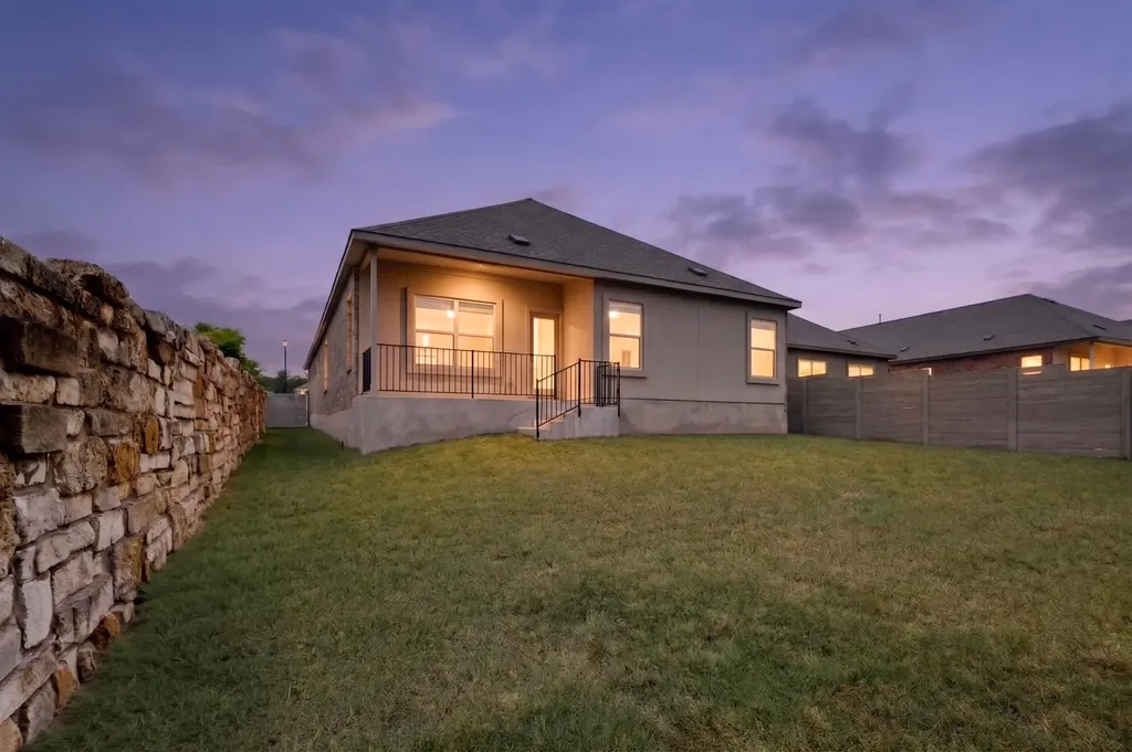 941 Legends Lane Georgetown TX 78628