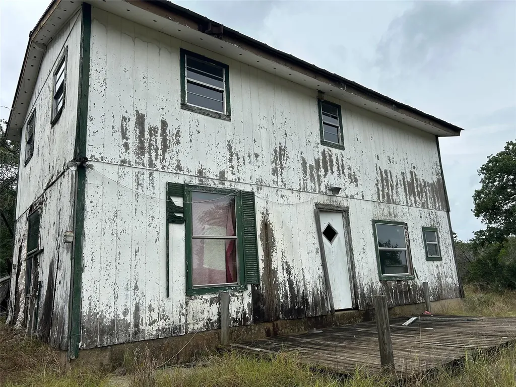 125 Live Oak Road Burnet TX 78611