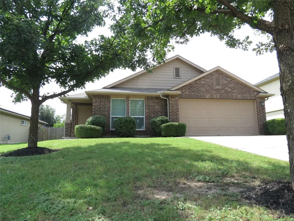 375 Musgrav Kyle TX 78640
