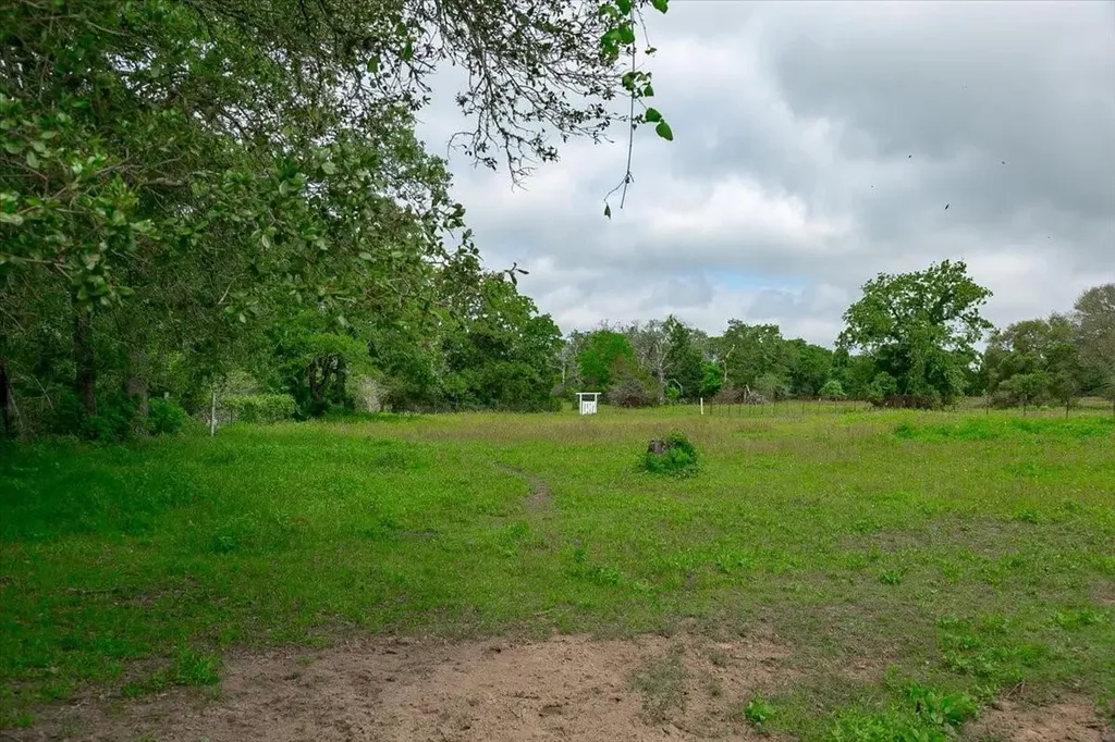 1890 Sandy Fork Road Harwood TX 78632