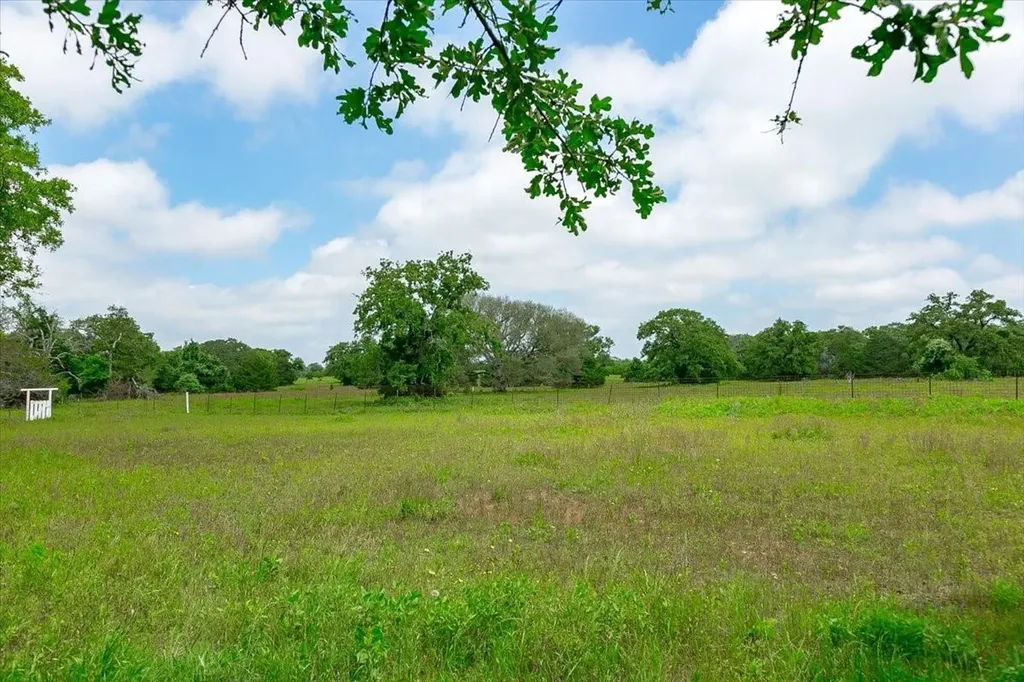 1890 Sandy Fork Road Harwood TX 78632