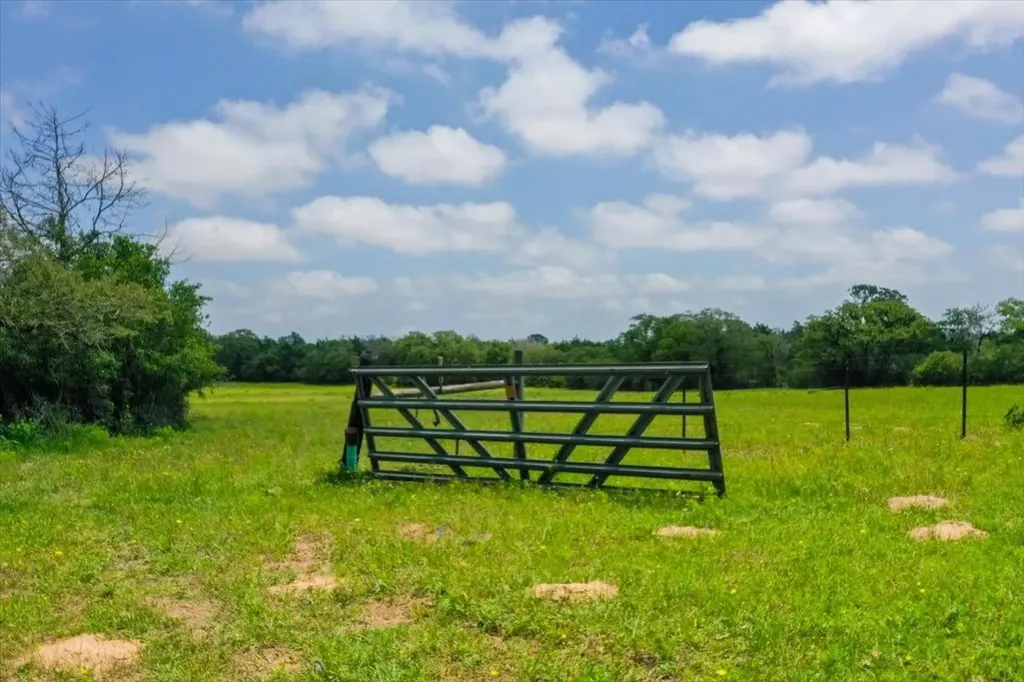1890 Sandy Fork Road Harwood TX 78632