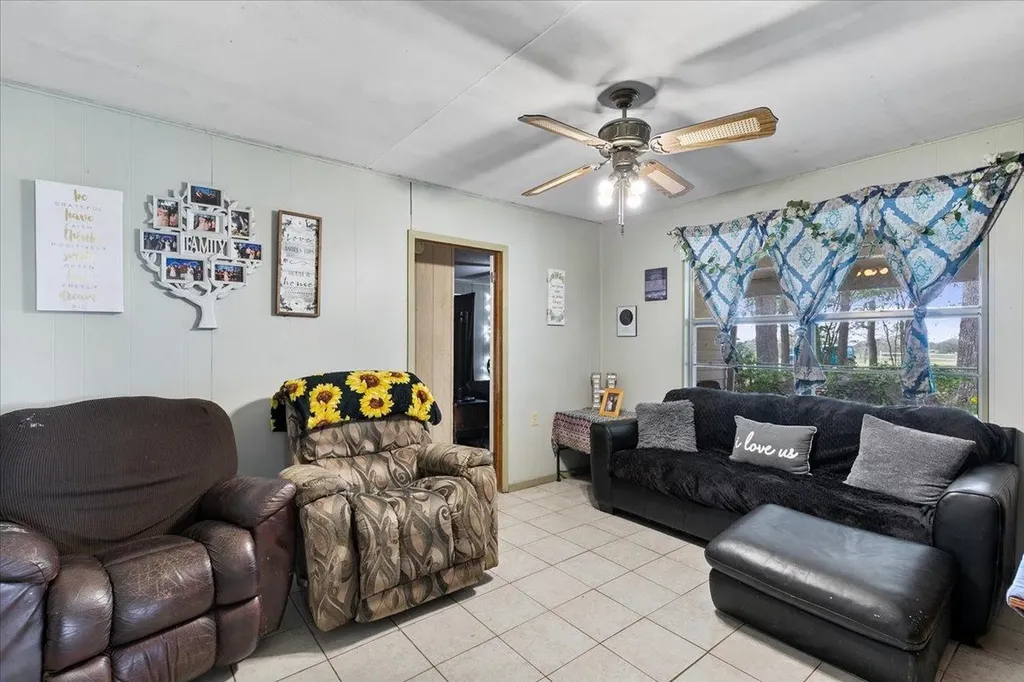 1890 Sandy Fork Road Harwood TX 78632