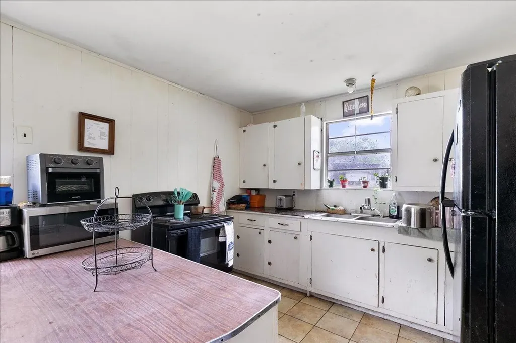 1890 Sandy Fork Road Harwood TX 78632