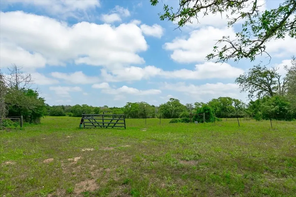 1890 Sandy Fork Road Harwood TX 78632