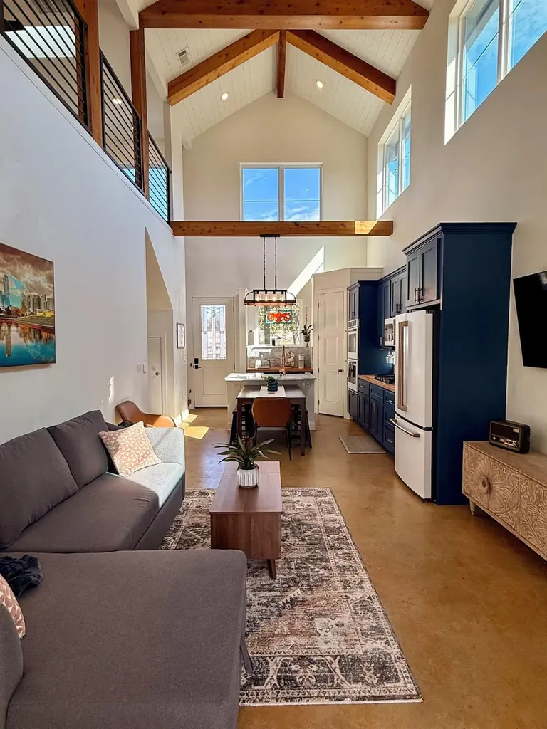 11605 Fitzhugh Road Austin TX 78736