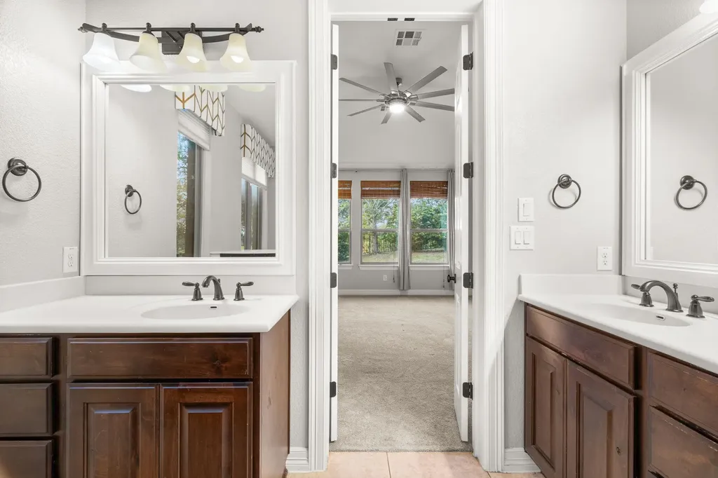 2201 Quarry Loop Leander TX 78641
