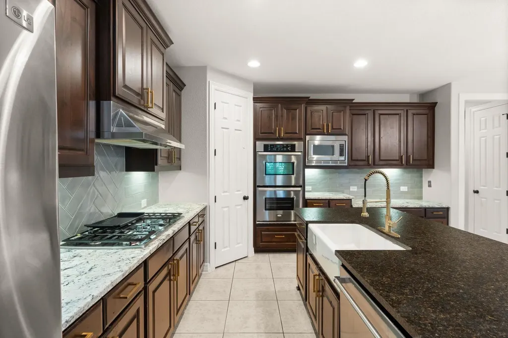 2201 Quarry Loop Leander TX 78641