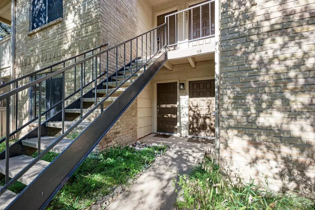 8210 Bent Tree Road Austin TX 78759