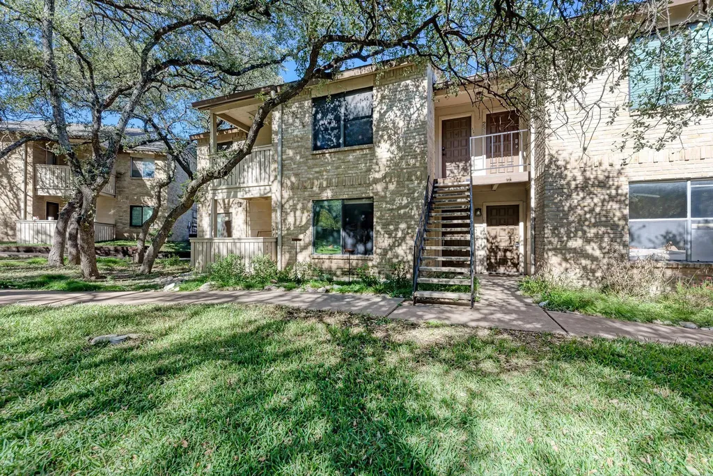 8210 Bent Tree Road Austin TX 78759