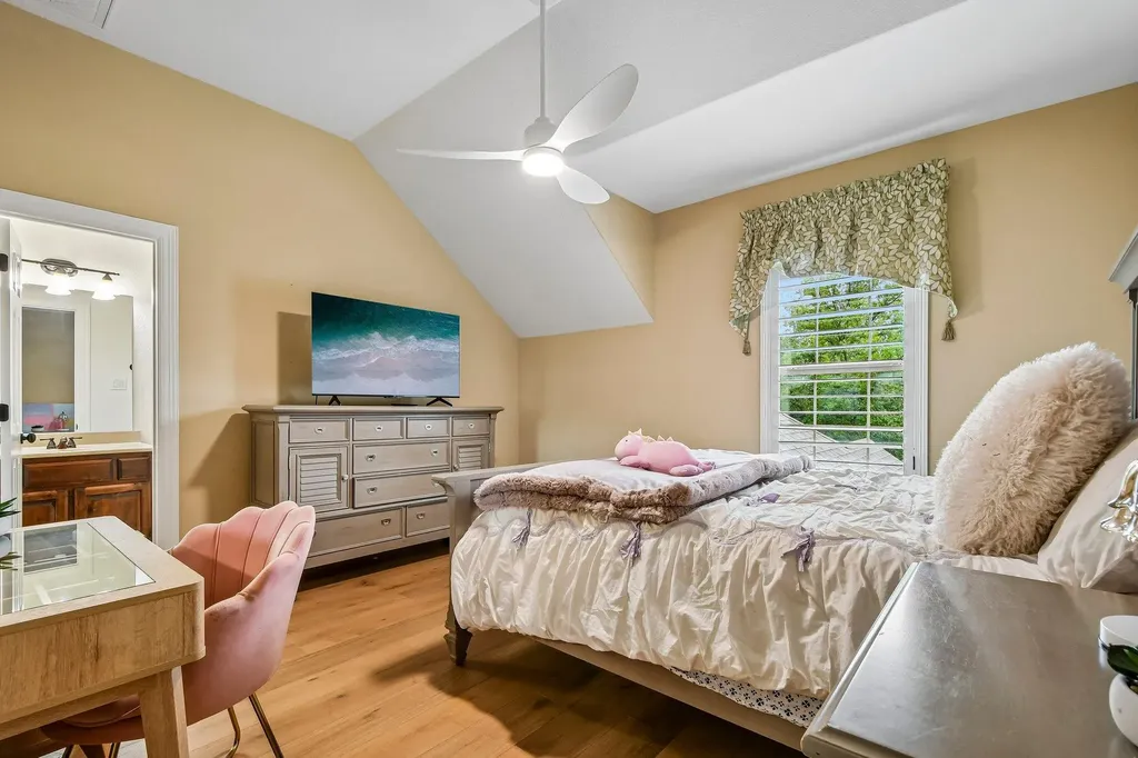 449 Santaluz Lane Austin TX 78732