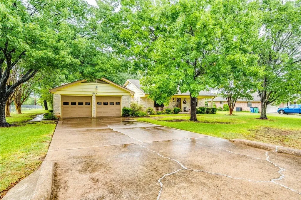 1704 Buttercup Road Pflugerville TX 78660