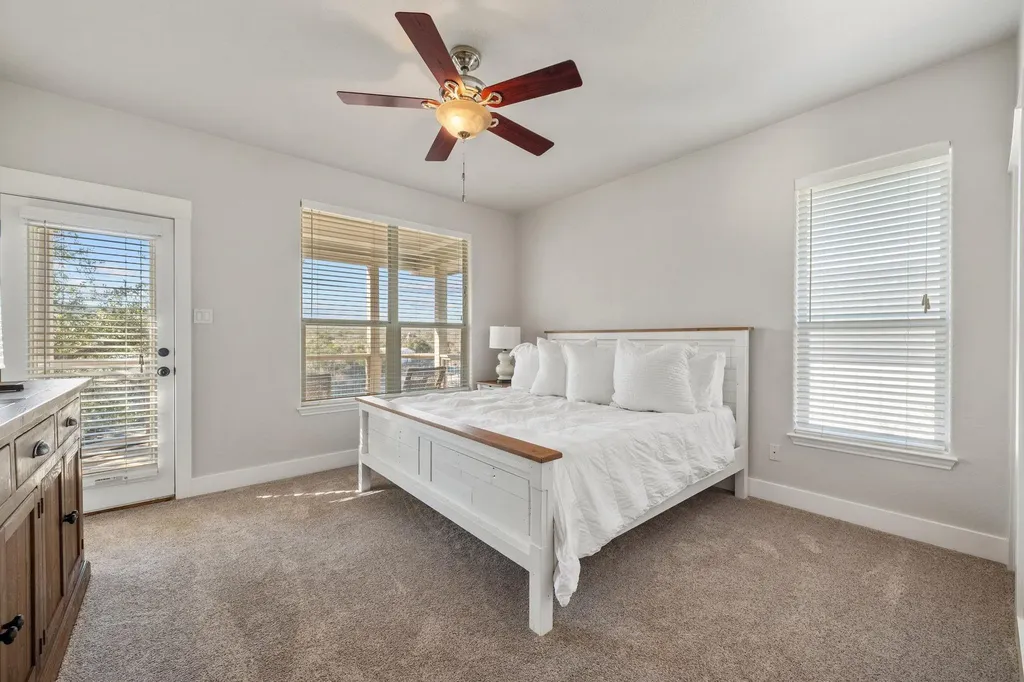 22008 Briarcliff Drive Spicewood TX 78669