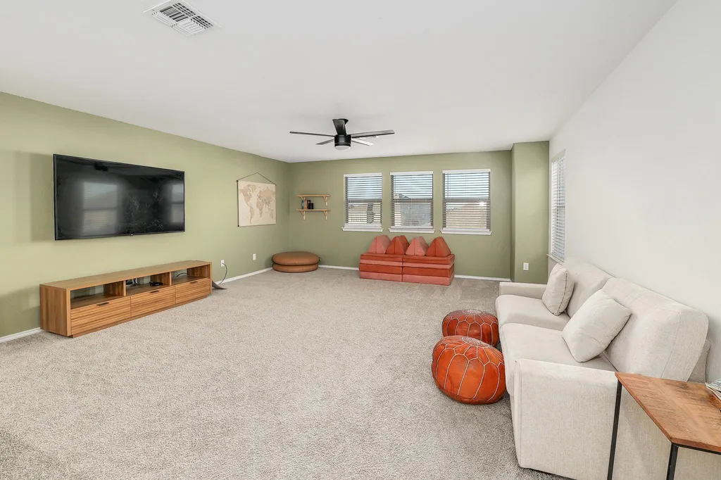 1132 Hemlen Cove Leander TX 78641