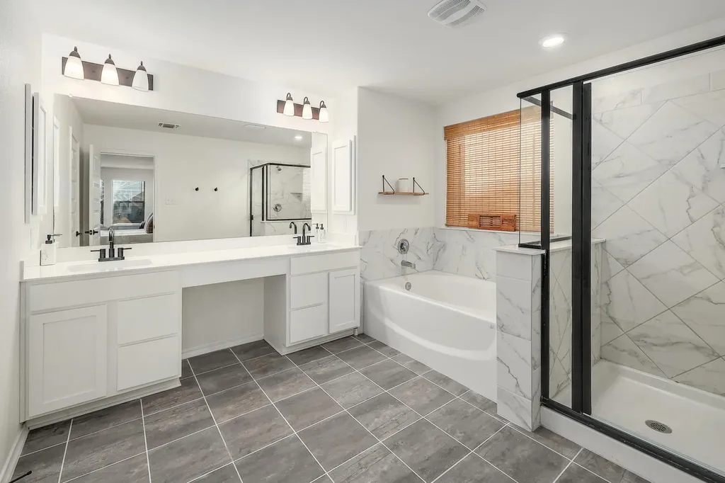 1132 Hemlen Cove Leander TX 78641